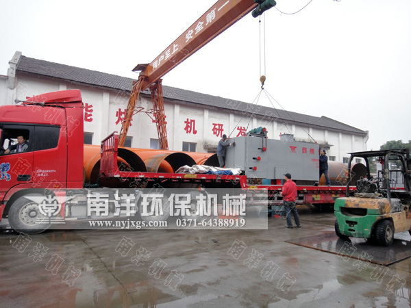 烘幹機吊裝（zhuāng）現場