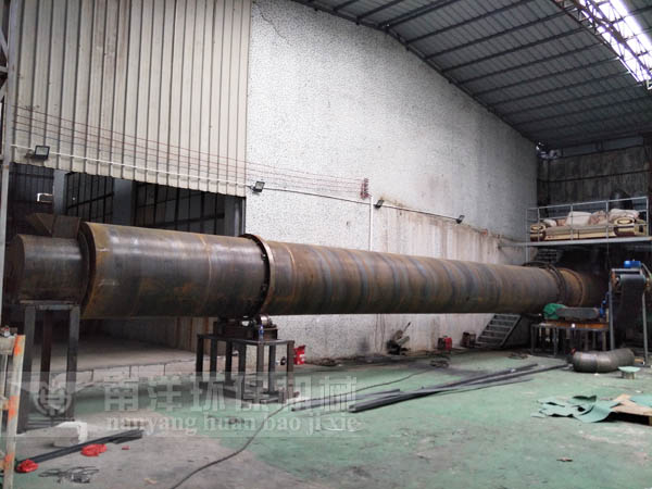 榕樹葉烘幹機安裝現場