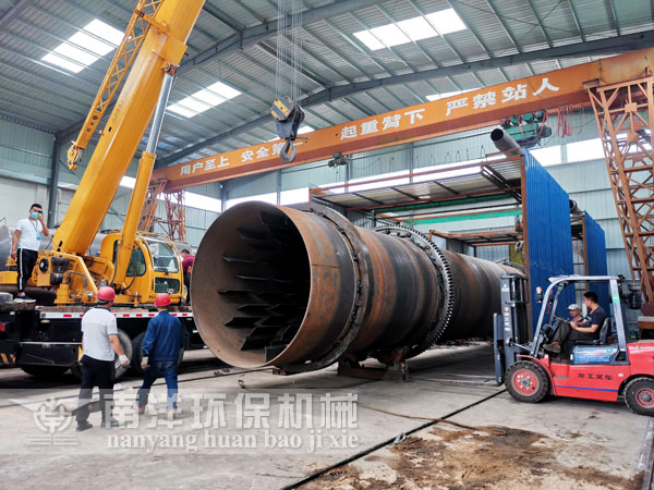 煤泥烘幹機裝車現（xiàn）場