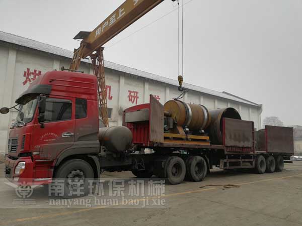 蘭炭烘幹機（jī）發貨現場