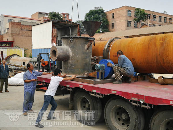 生物質顆粒燃燒爐裝車